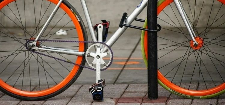 Accessoires vélos électriques ••• Comment bien choisir son antivol ?